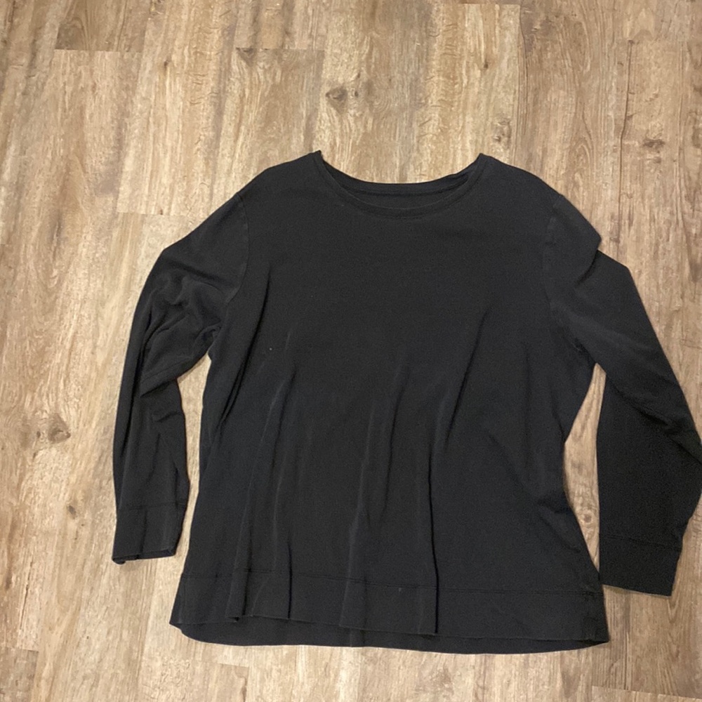 Black long sleeve shirt